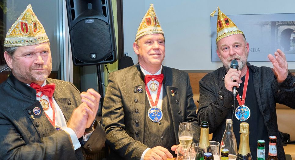 ATK-Präsident Andreas Peters (Mitte) mit Vizepräsident Stefan Feltes (l.) und dem neuen ATK-Präsidiumsmitglied Chris Steil (Beauftragter für Musik). Foto: Willems