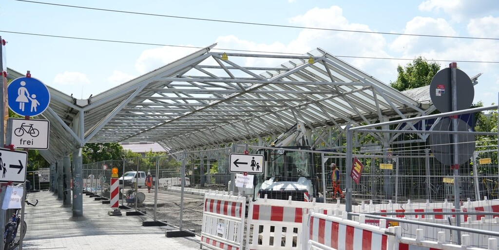 Wegen der Hochspannungsleitung erfordert es eine enge Abstimmung.