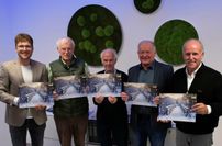 Mit dem Verkauf des Adventskalenders unterstützt der Lion&apos;s Club Bitburg-Prüm soziale und kulturelle Projekte.