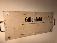 Mit vielen historischen Details rückt der Bahnhof Ahütte die Besucherinnen und Besucher ins Jahr 1973.