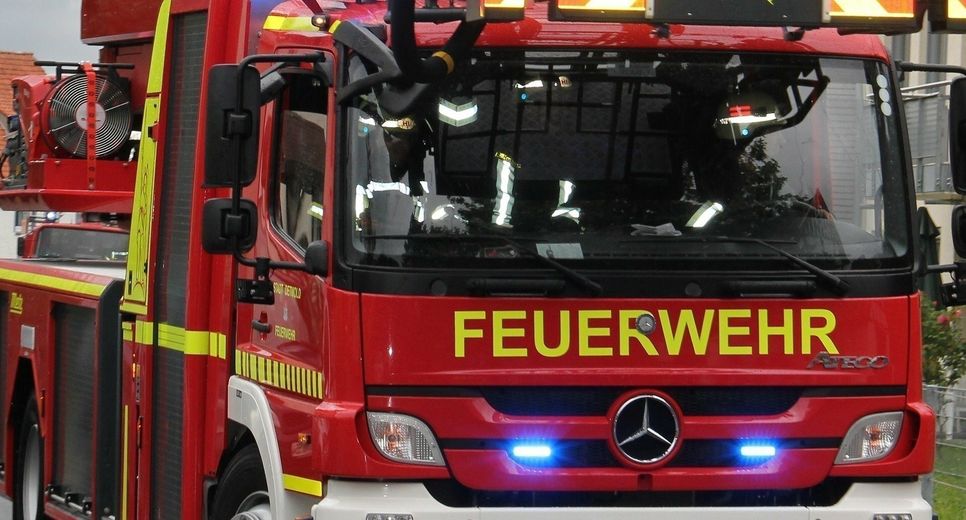 Ein Nachbar konnte sich Zutritt zum Haus verschaffen und mit einem Feuerlöscher den Brand löschen.
