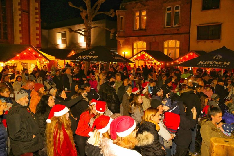 Schon seit Freitag läuft der Kirner Weihnachtsmarkt, heute findet zusätzlich der Andreasmarkt statt.