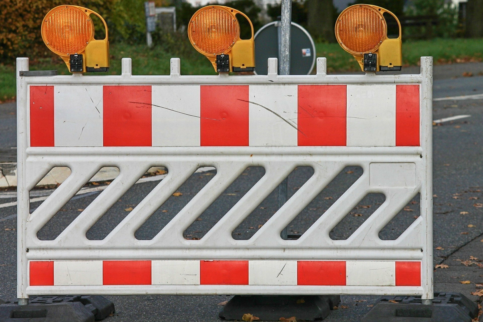 Die Straßensperrung am Altenbergtunnel soll bald aufgehoben werden.