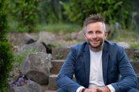 TUSEM-Coach Michael Hegemann gibt im Training klare Kommandos – der Fokus liegt auf Stabilität und Teamgeist.