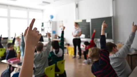 Trotz sinkender Geburtenzahlen wächst die Zahl der Grundschüler in Baden-Württemberg weiter. (Symbolbild)