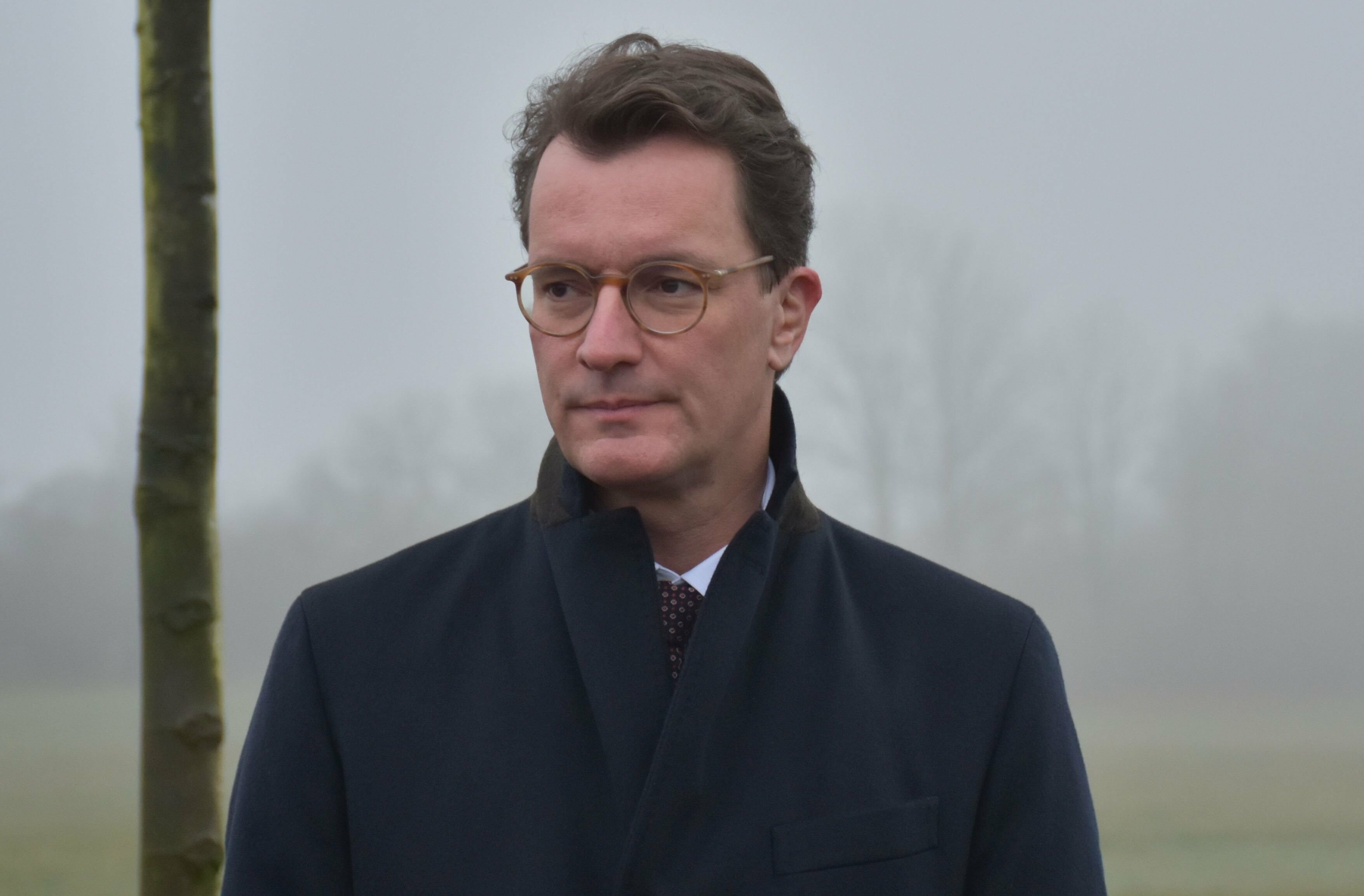 Ministerpräsident Hendrik Wüst will im nächsten Jahr wieder kommen und einen Gedenkstein einweihen.