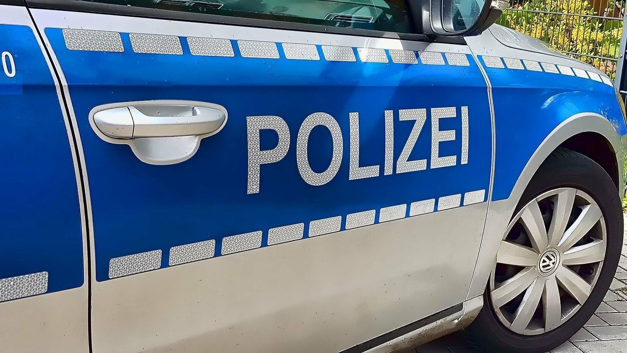 Polizeieinsatzfahrzeug